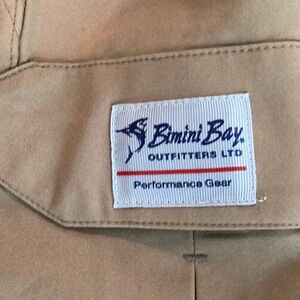 Bimini Bay Outfitters Men's Tan Cargo Shorts. H